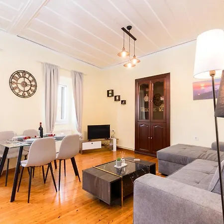 Tenedos Old Town コルフ島