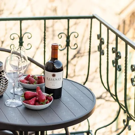 Tenedos Old Town * Corfu (city)